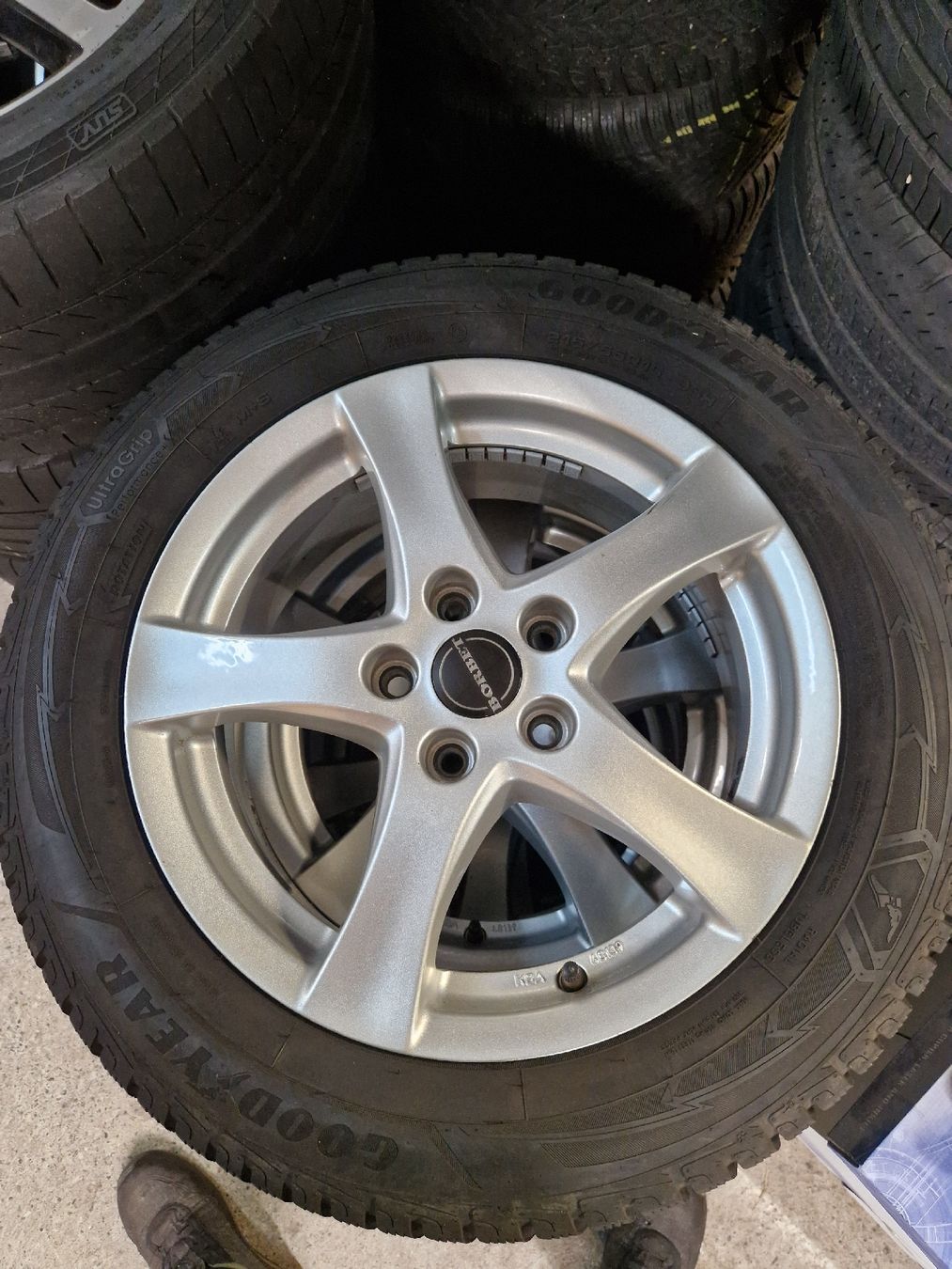 Ford Pneumatici & Ruote complete: Winterradsatz Ford Focus 16"  – Usato da Mümliswil venduto da Sachs623 1
