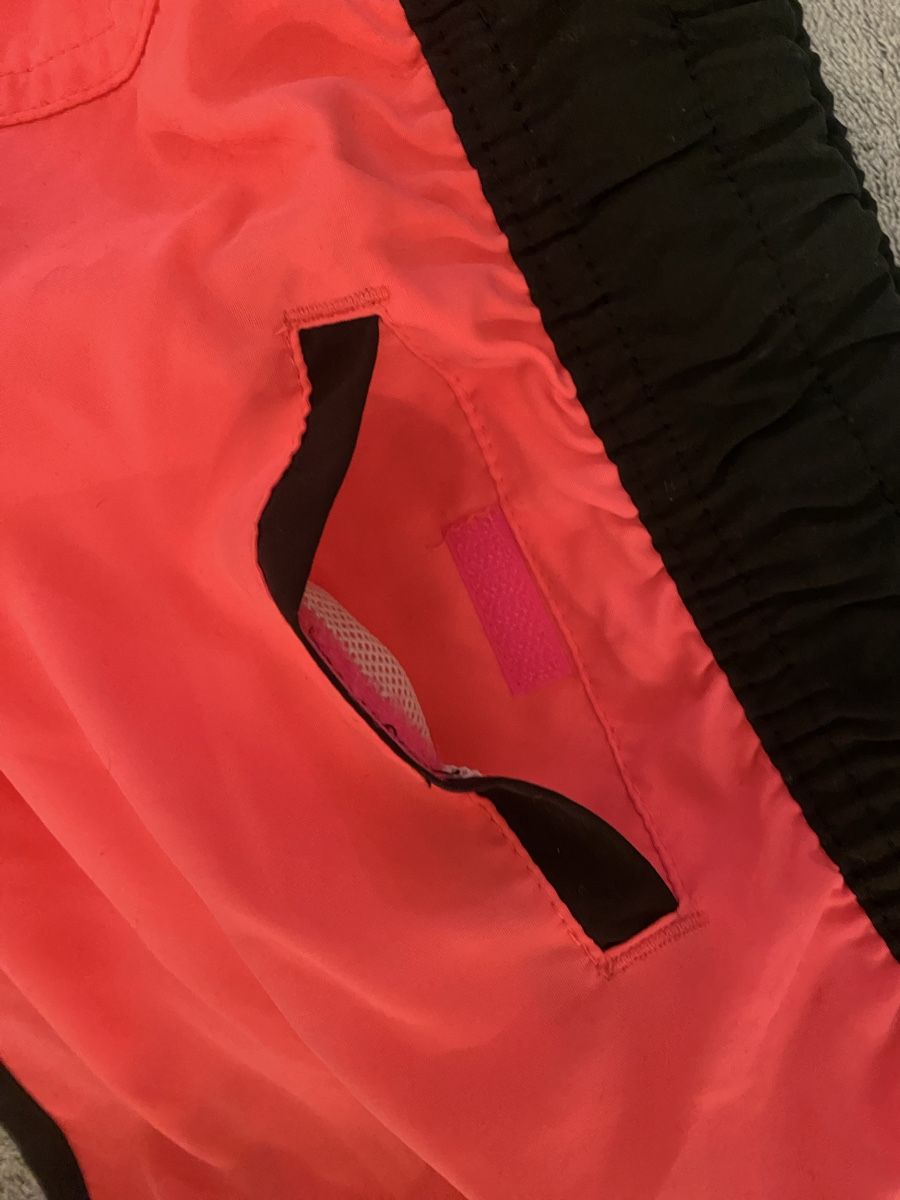 Bench Hosen: Bench Bade Shorts Hotpants pink Gr S NEU – Neu und originalverpackt aus Schönenberg ZH von Pfupfli1 1
