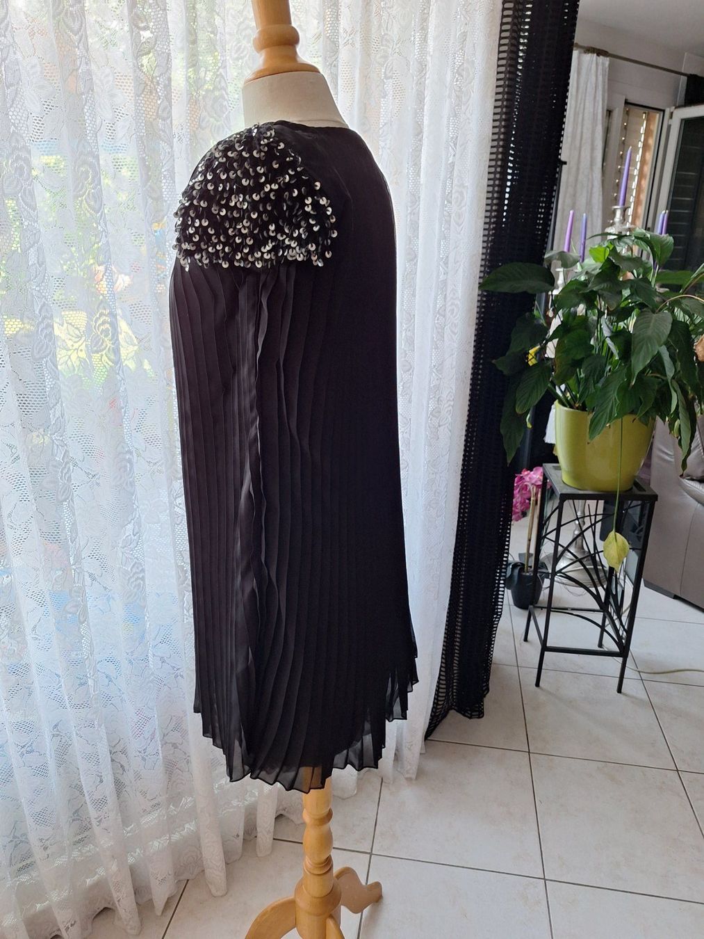Vestiti: Robe noire *Manoush" , Taille S – Nuovo (secondo la descrizione) da St-Triphon venduto da Jldr0 1