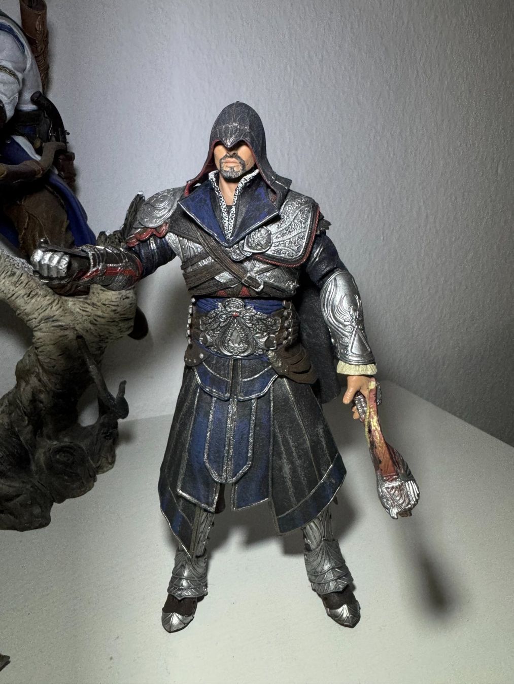 Statuette: Lot Assassin's Creed Figurine – Usato da Fribourg venduto da C.Garcia 4