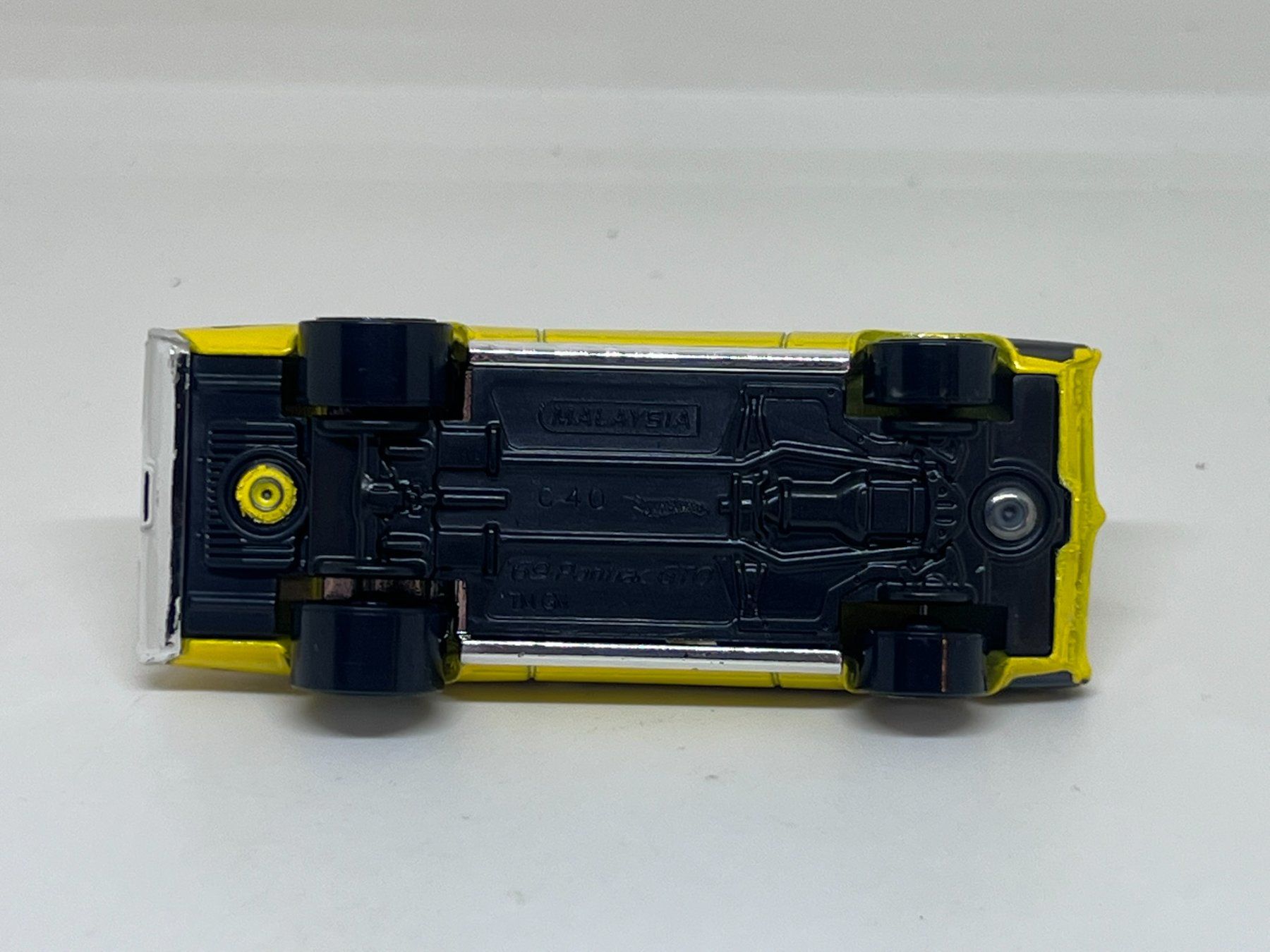 Hot Wheels Modellini d'auto: Hot Wheels '69 Pontiac GTO – Nuovo (secondo la descrizione) da Wildegg venduto da LaaBoutique 3