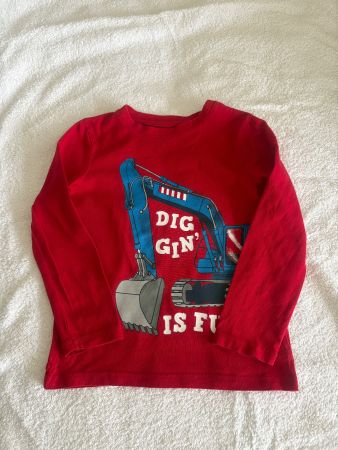 T - Shirt  gr 104 rot