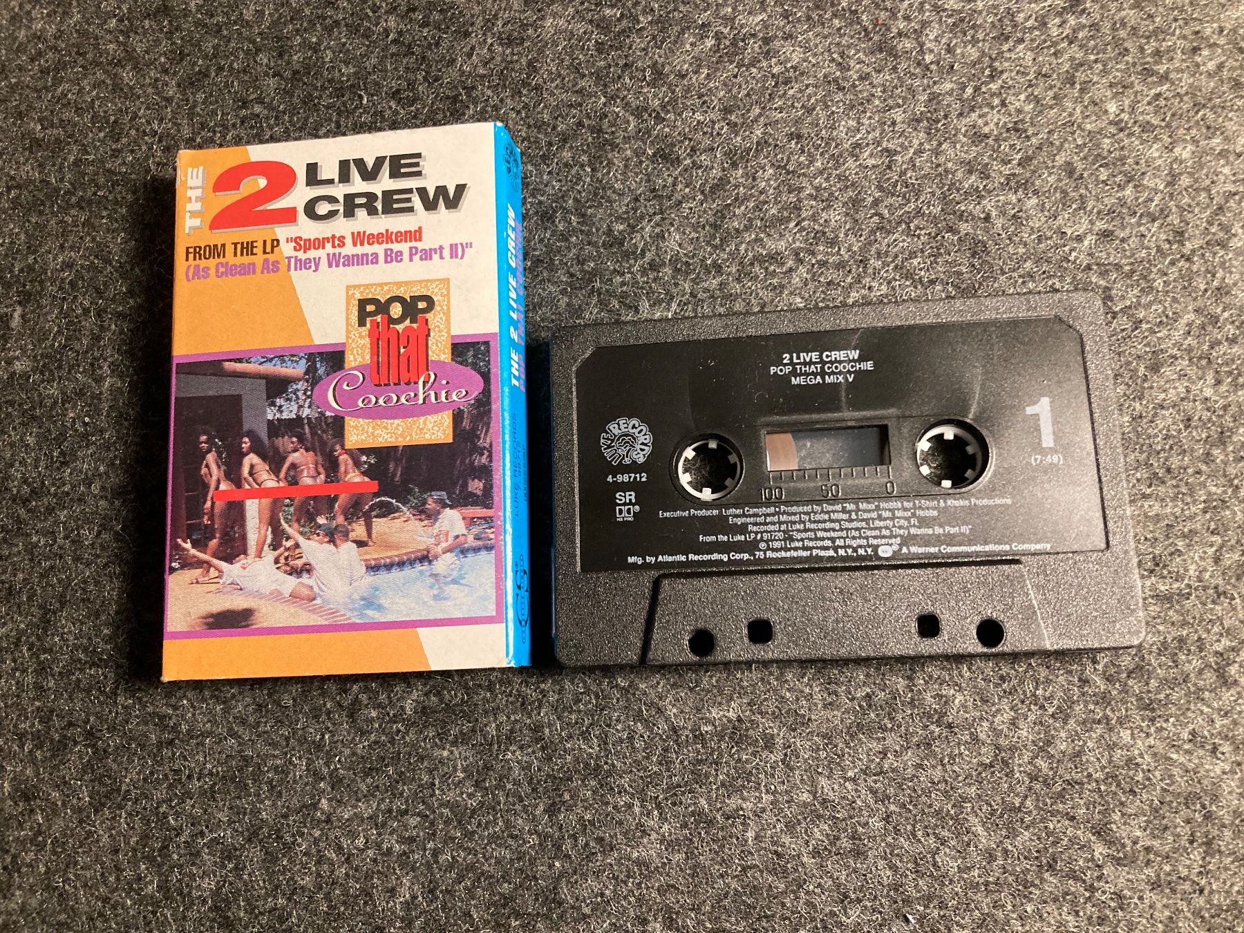 Musicassette: The 2 Live Crew - Pop That Coochie (MC) – Usato da Fribourg venduto da Karushi 3