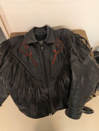 Leder-Motorradjacke mit Rosenmotiv - sehr gepflegt