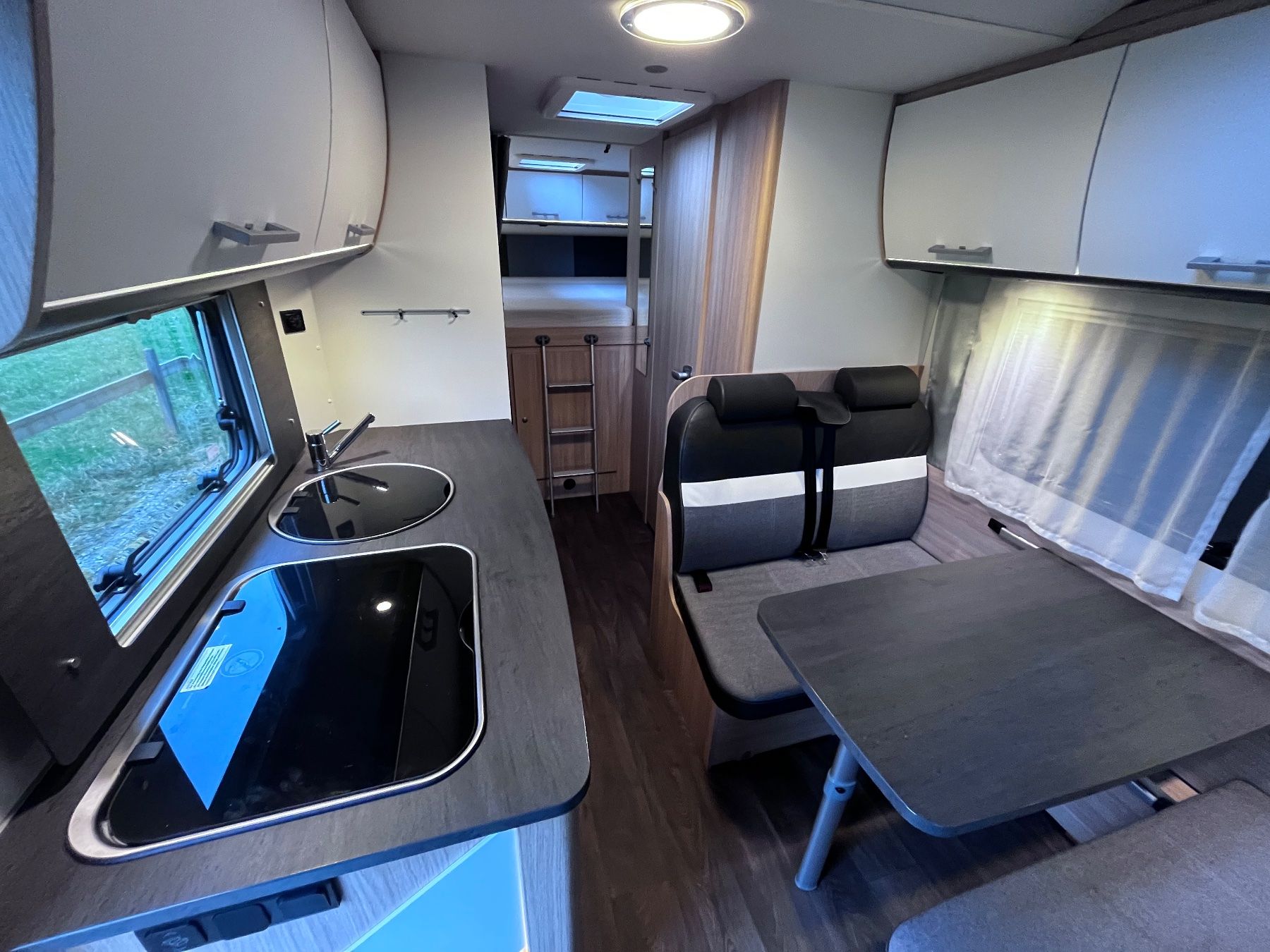 Sunlight Veicoli da campeggio: Wohnmobil zu vermieten – Usato da Walenstadt venduto da Wohnmobil123 4