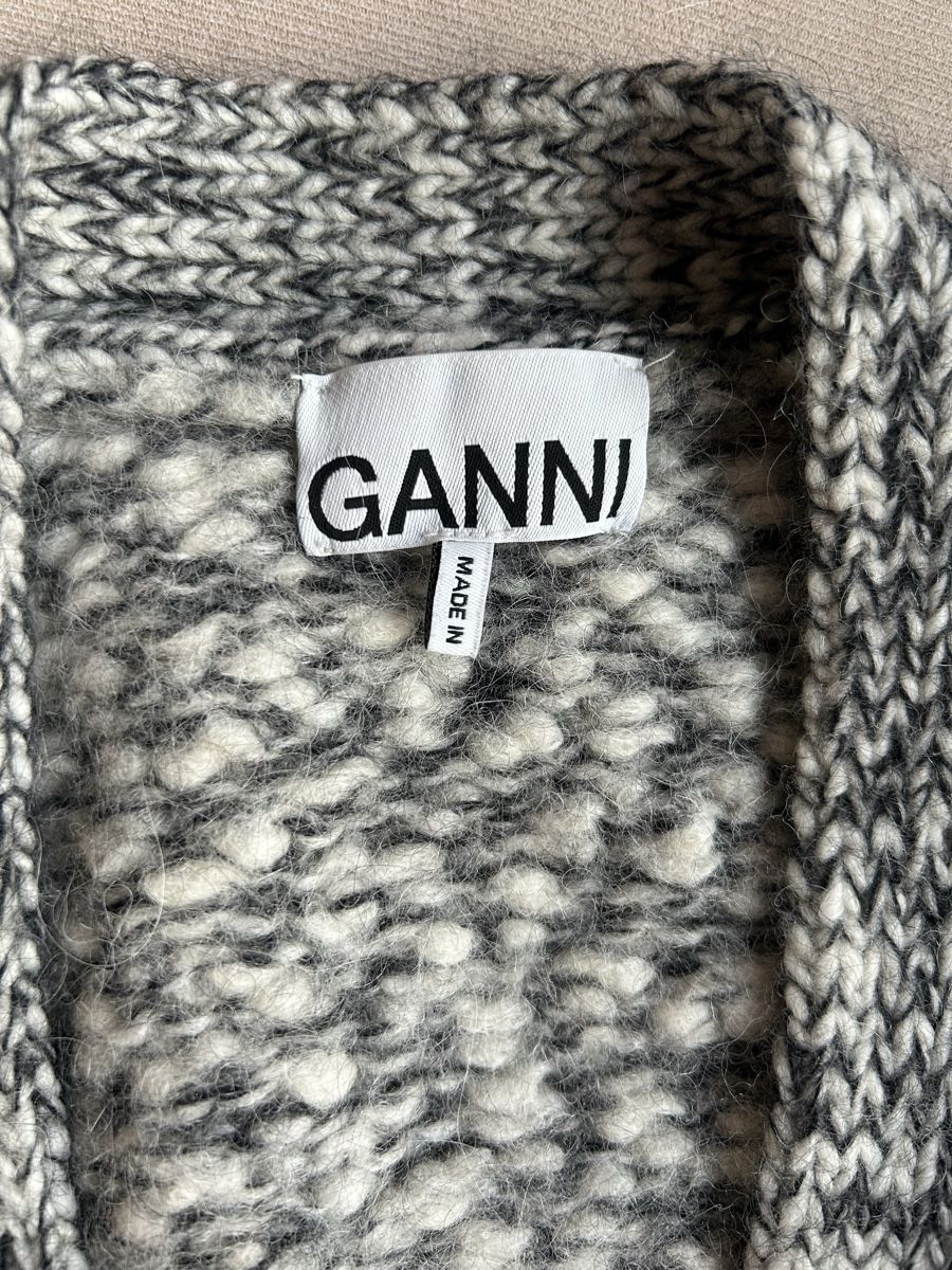 Ganni Maglioni & Felpe: Ganni Sweater – Usato da Herrliberg venduto da sof_rk7l 3