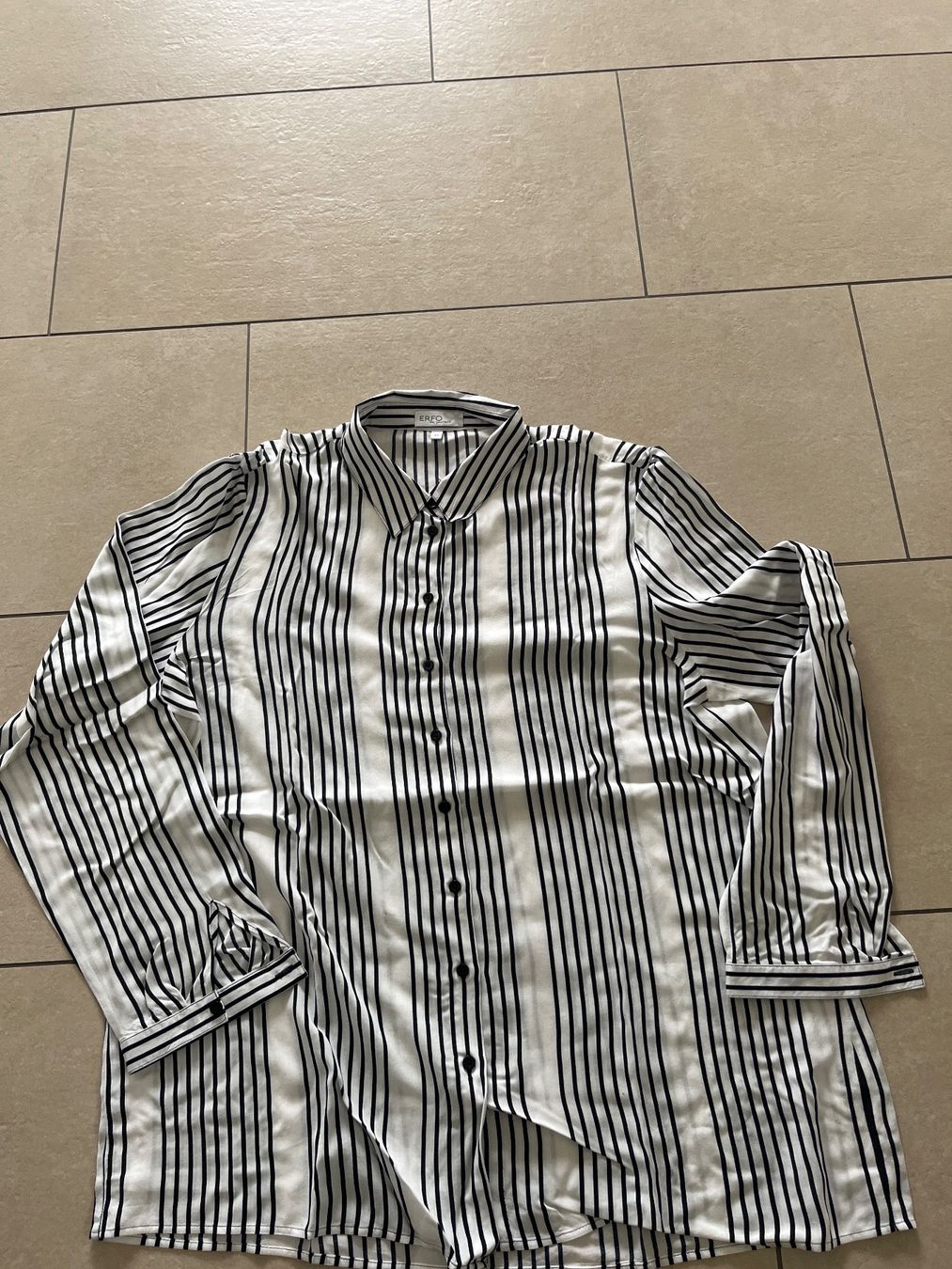 Blusen: Bluse ERFO – Gebraucht aus Roggliswil von Eishockeygirl