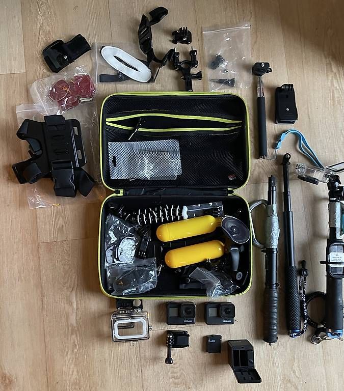 Action Cam: 2 go pro 7, télécommande, et plein d'accessoires – Usato da Vuadens venduto da dav_fs7q