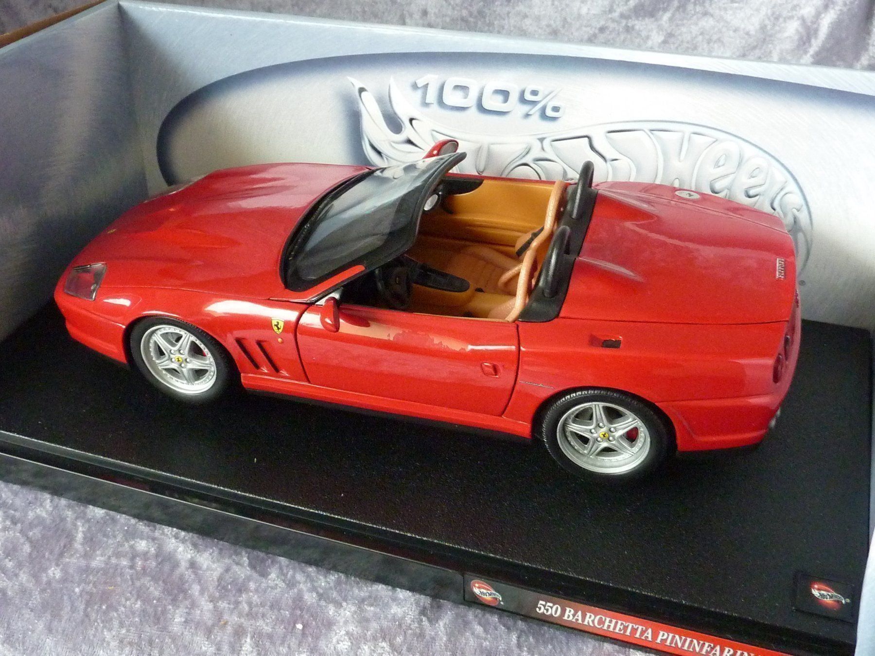 Hot Wheels Modellini d'auto: Ferrari 550 Barchetta 1:18 – Nuovo e nell'imballaggio originale da Dürrenäsch venduto da modellautos4you 2