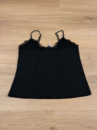 2 tops noir et blanc cassé à dentelle H&M taille 38 neuf