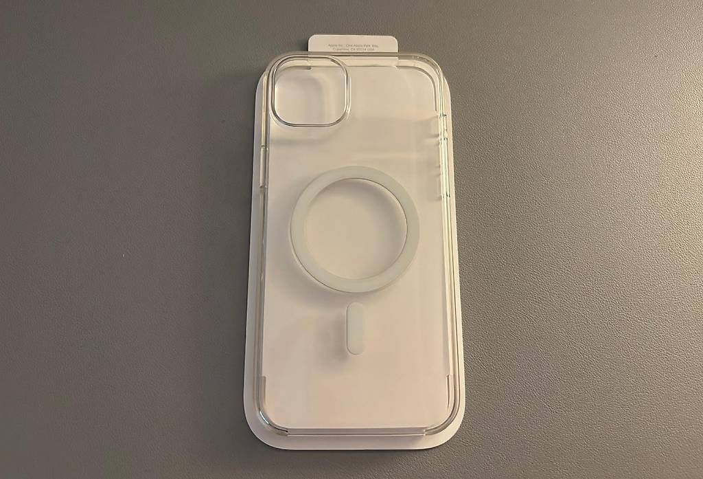 Covers & Schutzfolien: Coque iPhone 15 Plus MagSafe - Très bon état – Gebraucht aus Genève von alo_vg7s 1