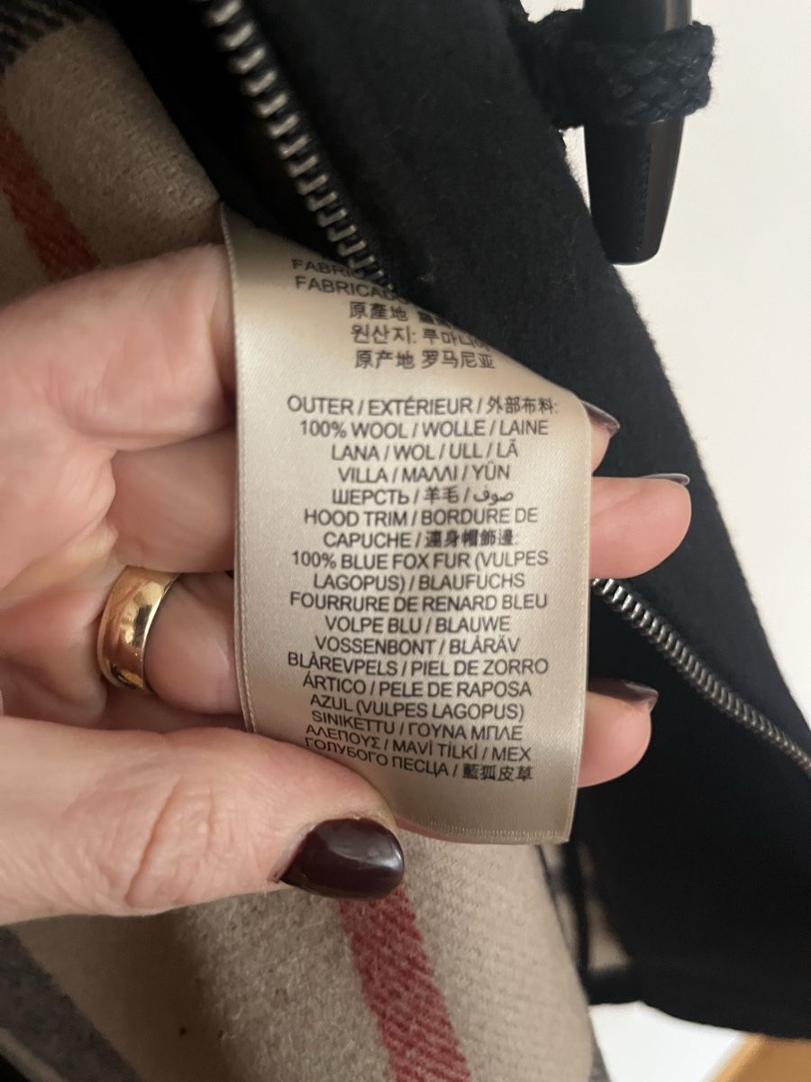 Burberry Cappotti: Burberry Dufflecoat Echtfell Grösse S – Usato da Wädenswil venduto da Iana32 1