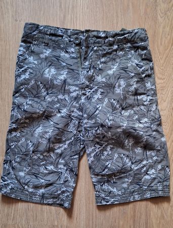 Kurze Hose Muster Grösse 116 guter Zustand