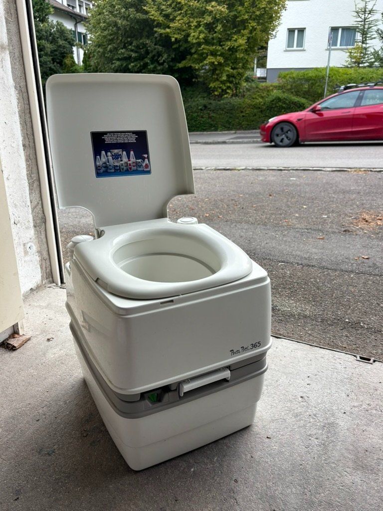 Thetford WC: Porta Potti 365 – Usato da Rüschlikon venduto da SwizBoy1
