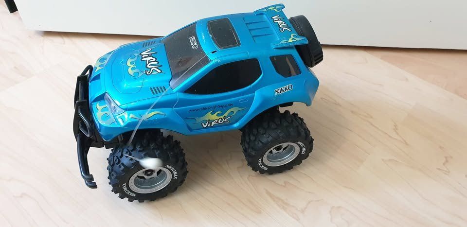 Nikko Modellismo RC: Nikko Virus SUV RC Auto – Usato da Bäch SZ venduto da nicolasg2 1