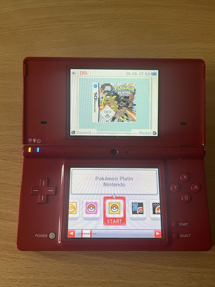 Nintendo Console: Nintendo DSi mit Pokémon Games – Usato da Dielsdorf venduto da RetroMeister 4