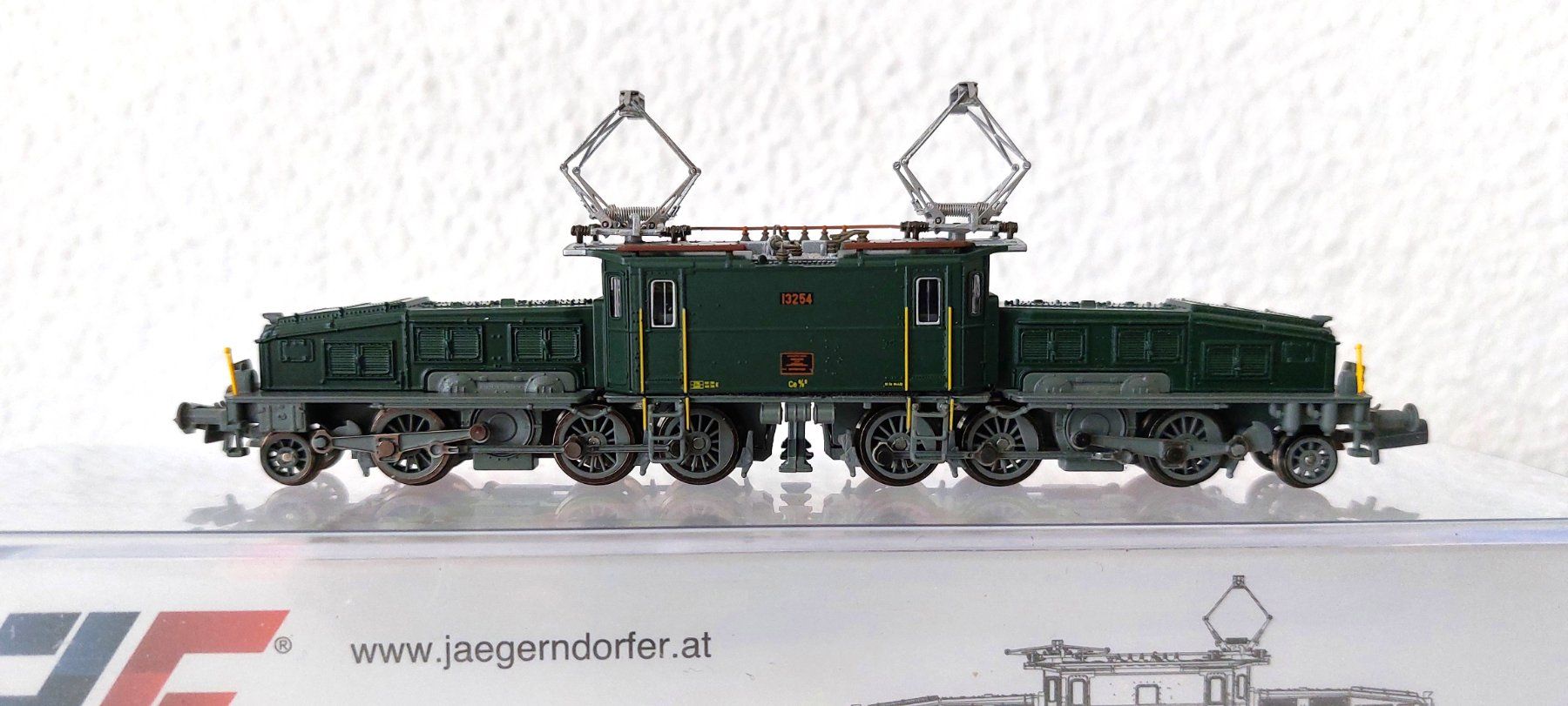 Jägerndorfer Modelleisenbahnen: JC Jägerndorfer Ce 6/8 II SBB DIGITALISIERT – Neu und originalverpackt aus Biberist von Ntrains 1
