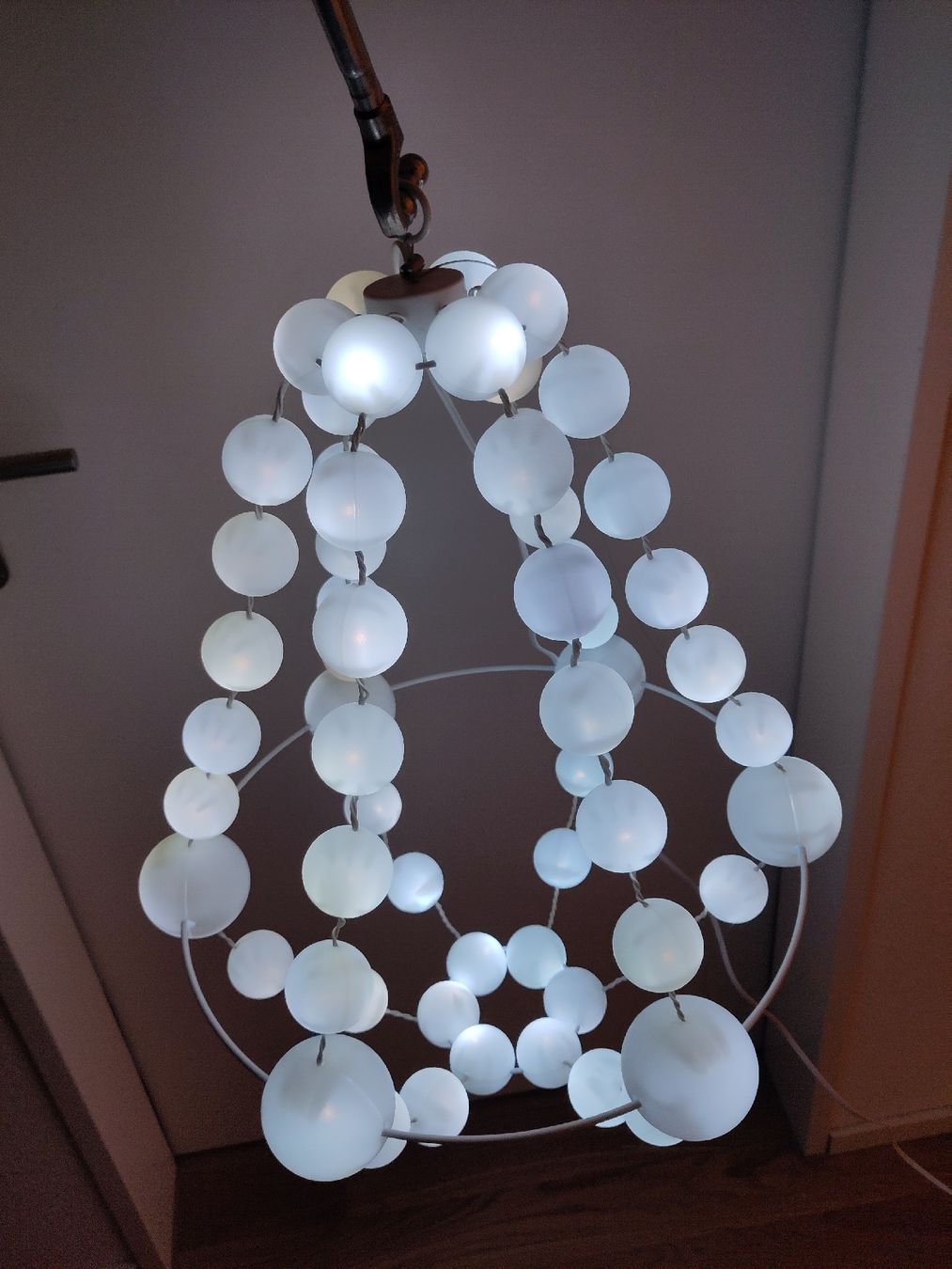 Ikea Lampes: Led Hängeleuchte Ikea Glänsa Lysa – D'occasion à Hauptwil par murdock01 1