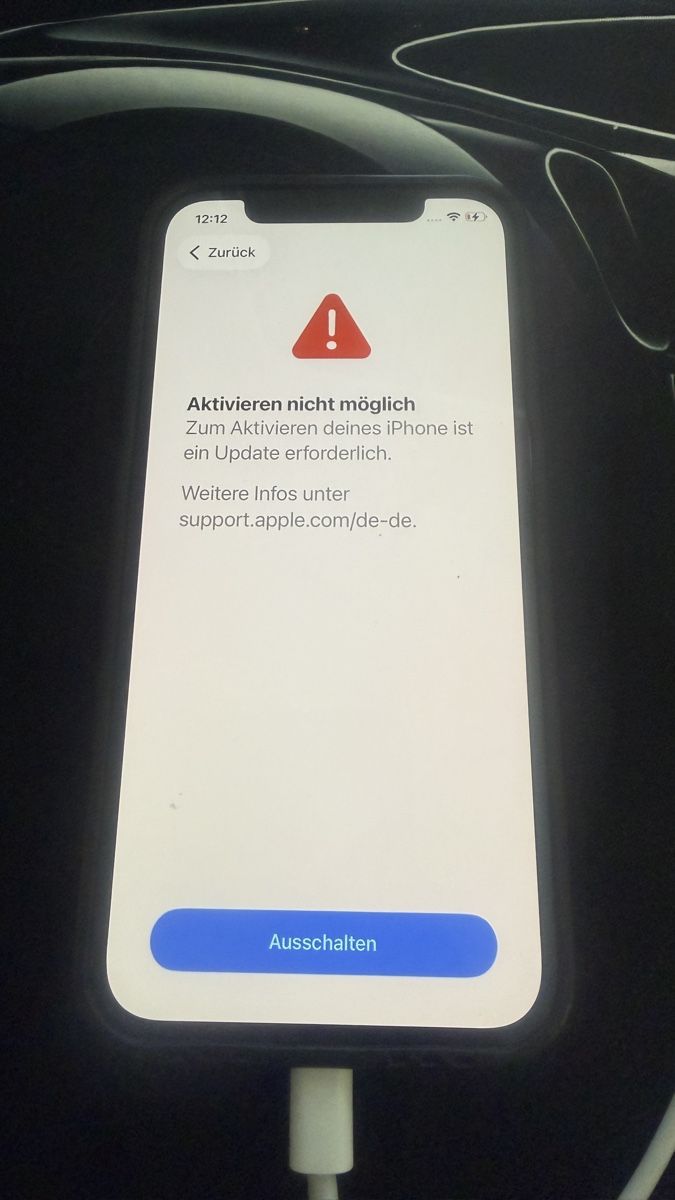 Apple Handys / Smartphones: iPhone 12 – Defekt aus Wolfenschiessen von adc_5b7r