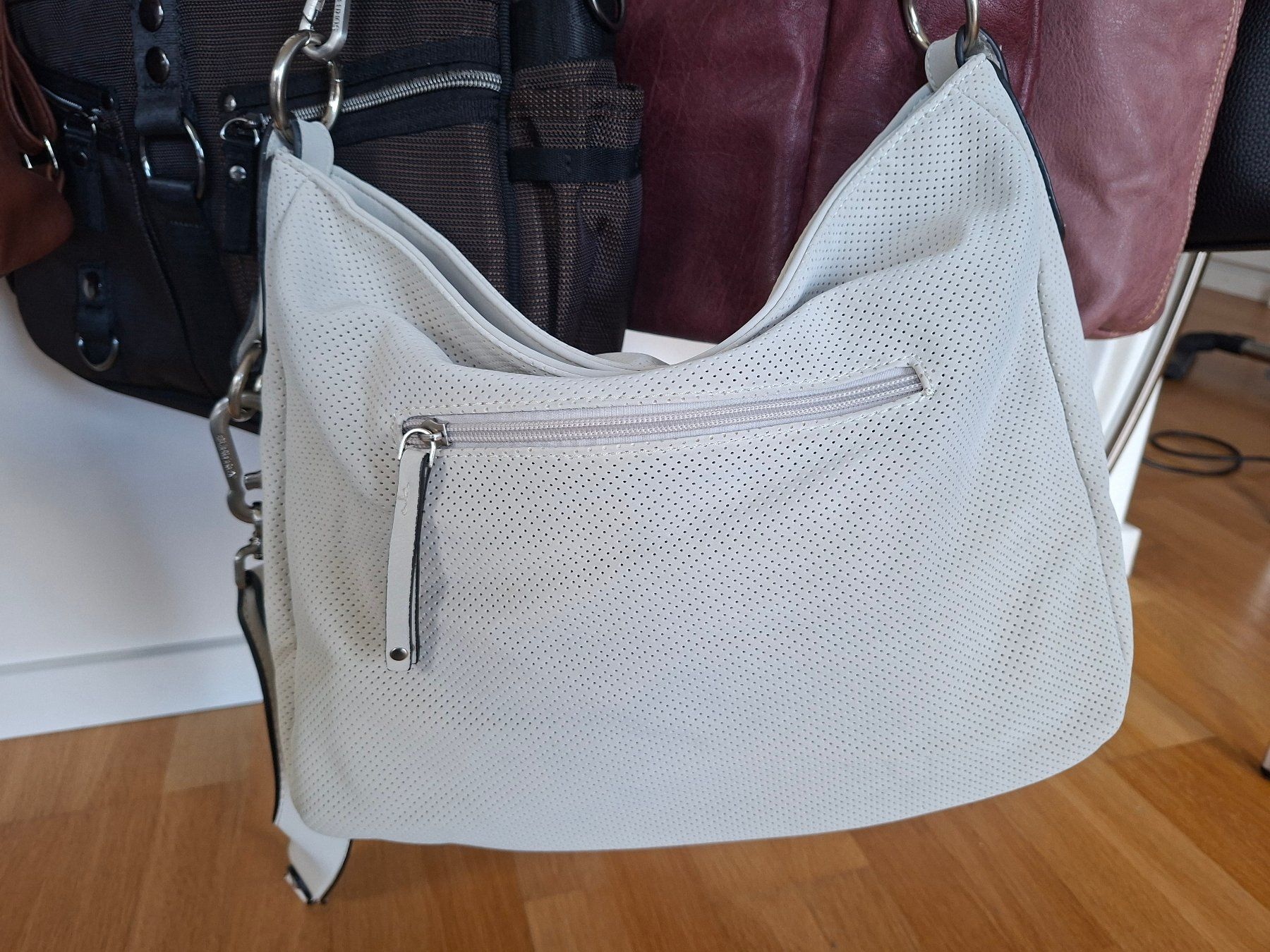 Sacs femmes: Handtasche – D'occasion à Sempach Station par Pirindy8 6