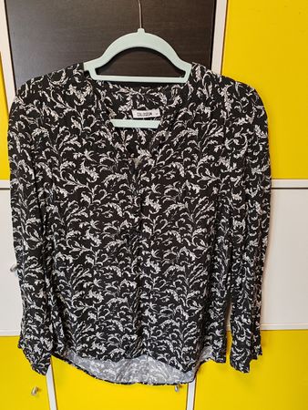 Colloseum Bluse, Grösse M, schwarz-weiss gemustert top!