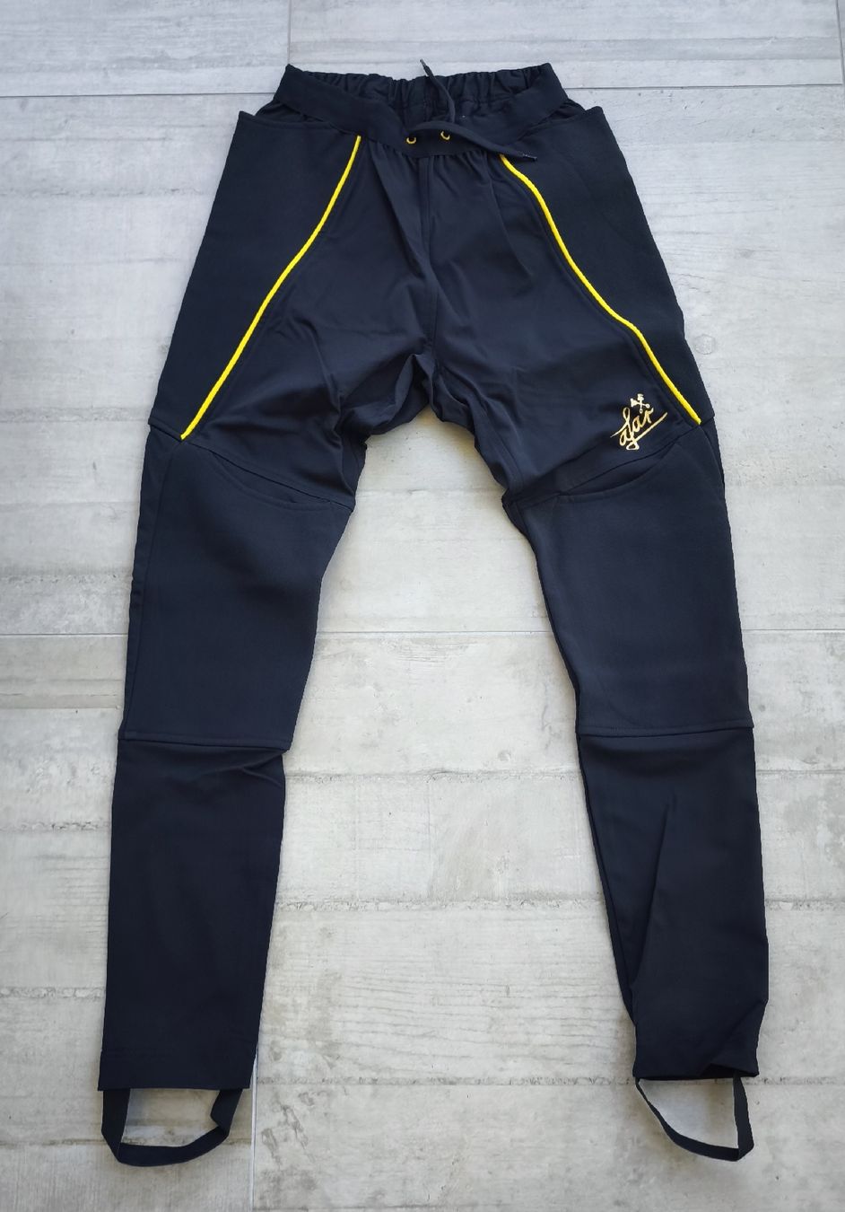Pantaloni: Motorrad Protektoren Unterhose Gr. M – Usato da Unterägeri venduto da fisch67