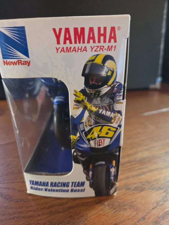 Maquette Altaya 1/12 Yamaha YZR-M1 Valentino Rossi 2006 - Neuf Avec Décalco