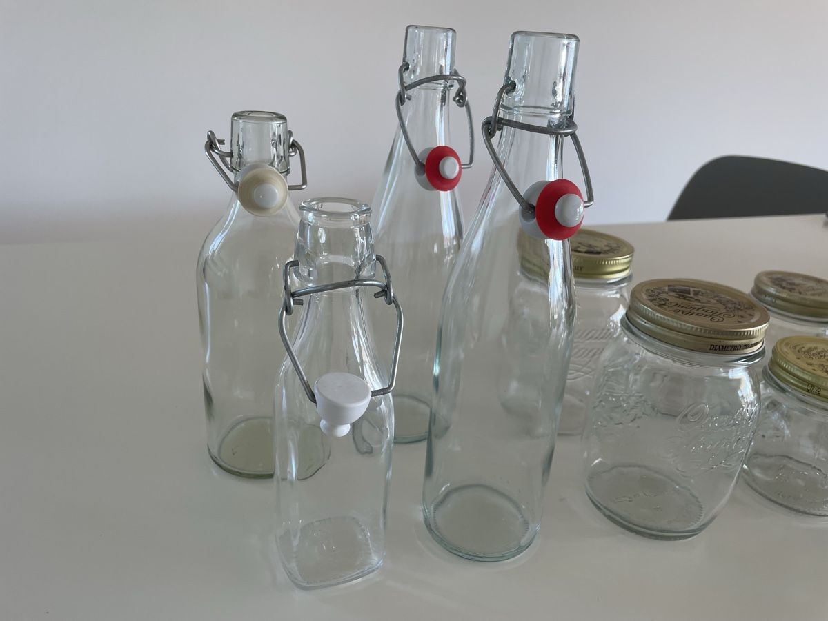 Recipients et similaires: Verschliessbare Glasflaschen und Einmachgläser mit Deckel – D'occasion à Thalwil par Andieg 2