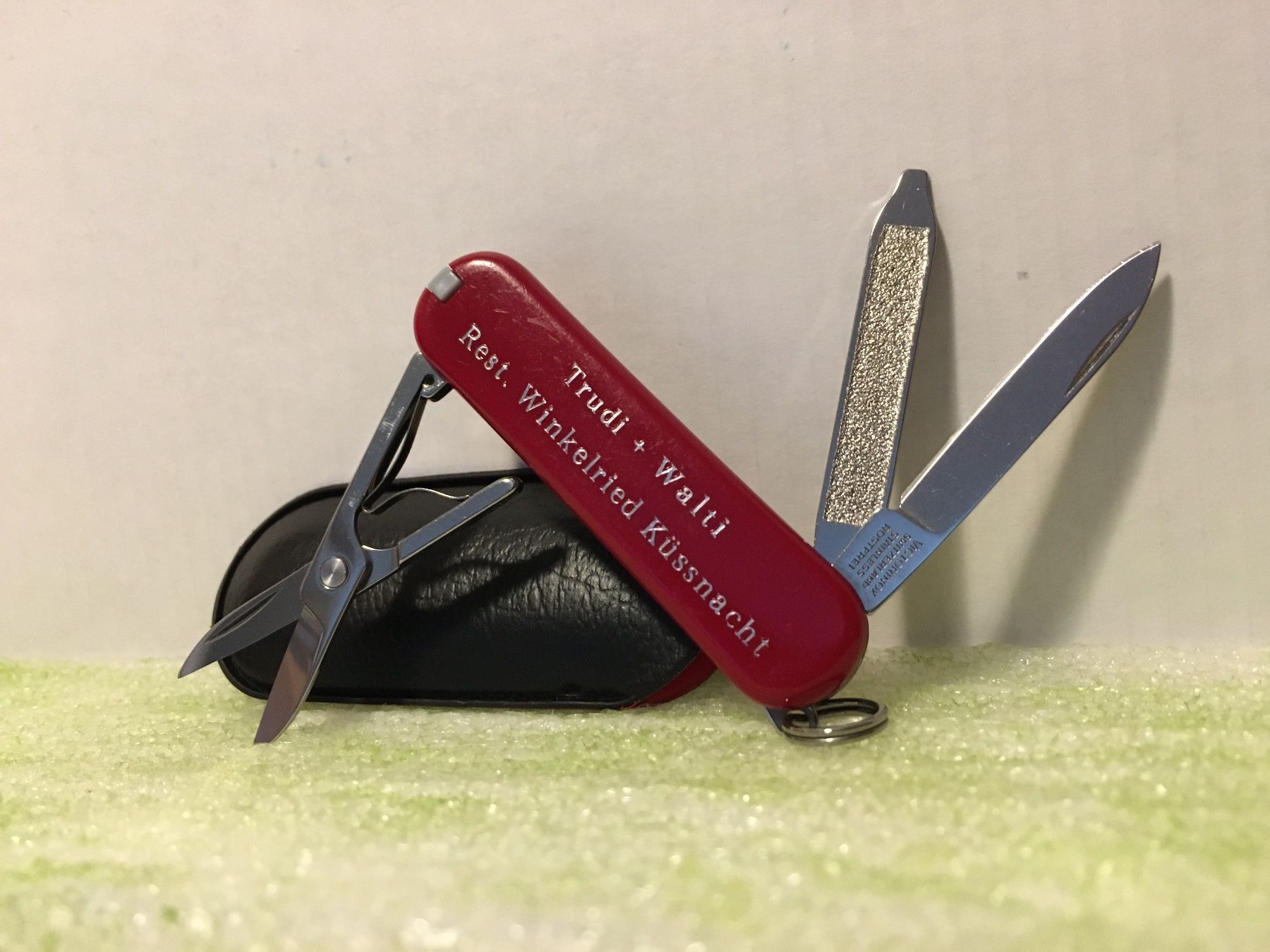 Victorinox Coltelli tascabile: VICTORINOX - Classic - Sackmesser - Rest. Winkelried – Usato da Andwil SG venduto da Rainboli 1