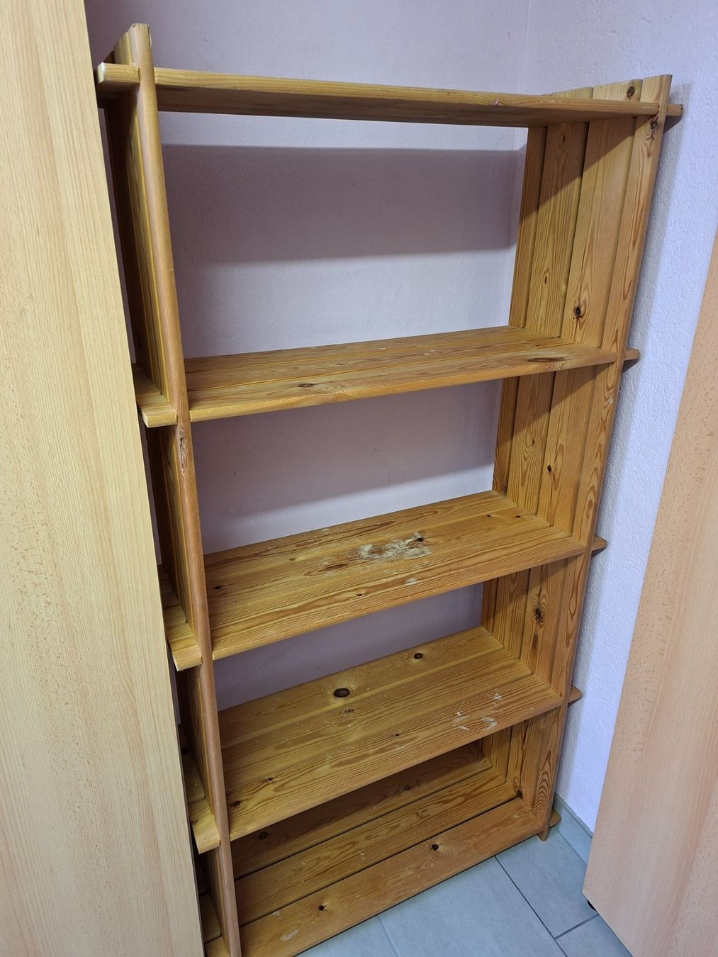 Scaffali: Regal Holz  5 Ablagen gebraucht – Usato da Ehrendingen venduto da CHMEX