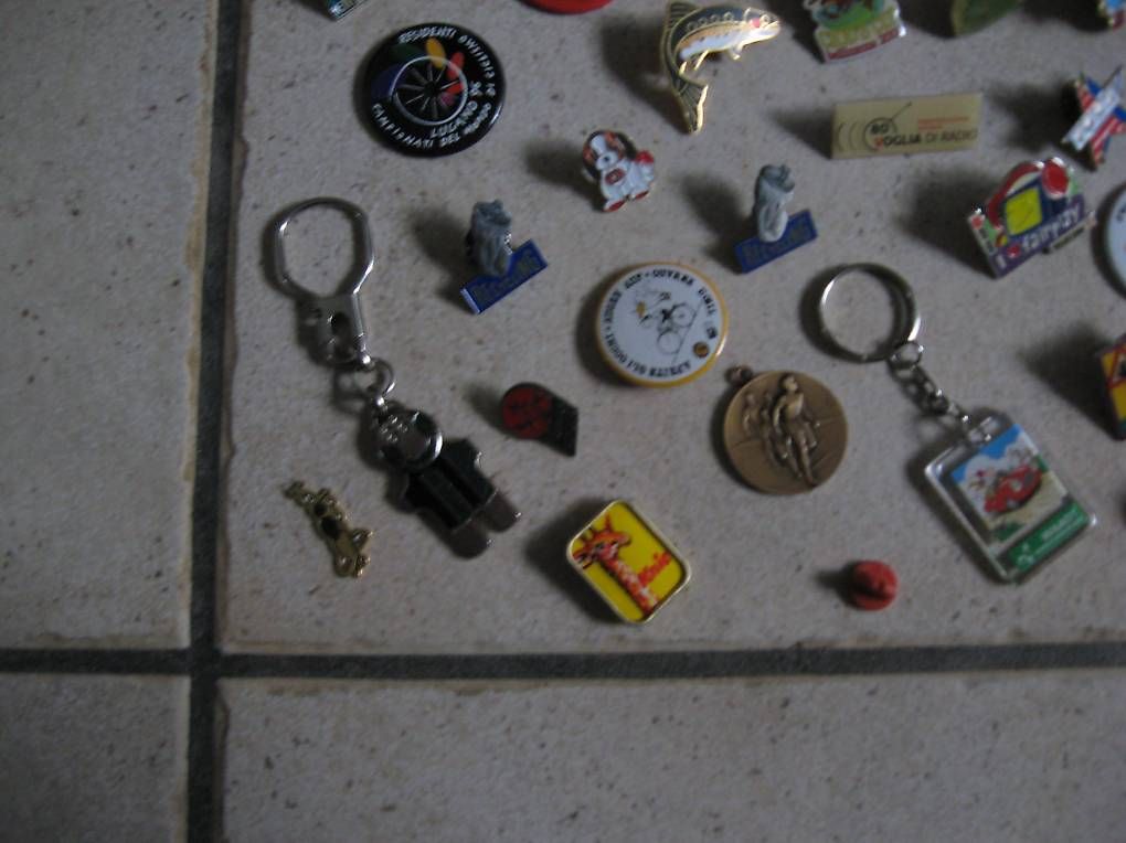 Schlüsselanhänger & - bänder: Pins e portachiavi  – Gebraucht aus Lostallo von laulbo 2