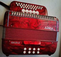 Adria Diaton III Handorgel, rot, Akkordeon,