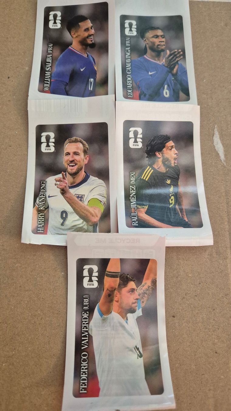 Panini Sammelbilder & Trading cards: 5 Panini Coca-Cola Sticker – Gebraucht aus Uznach von DeNois