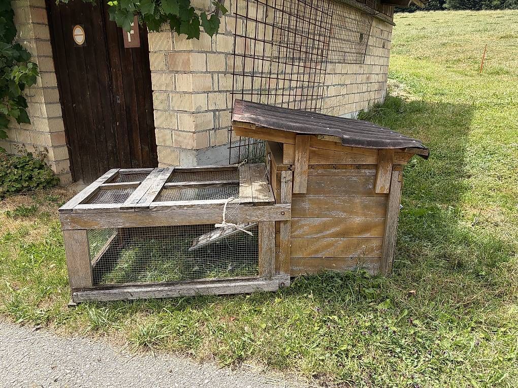 Cages, transport & sécurité: Kaninchenstall zu verschenken – D'occasion à Kaltacker par meitsche 2