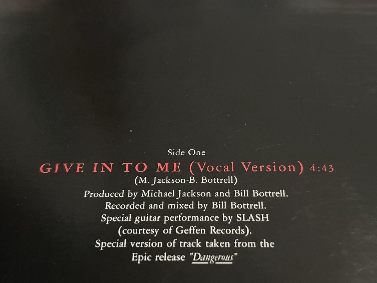 Dischi in vinile: Michael Jackson & Slash. Give In To Me – Usato da Faulensee venduto da Mizuno06 3