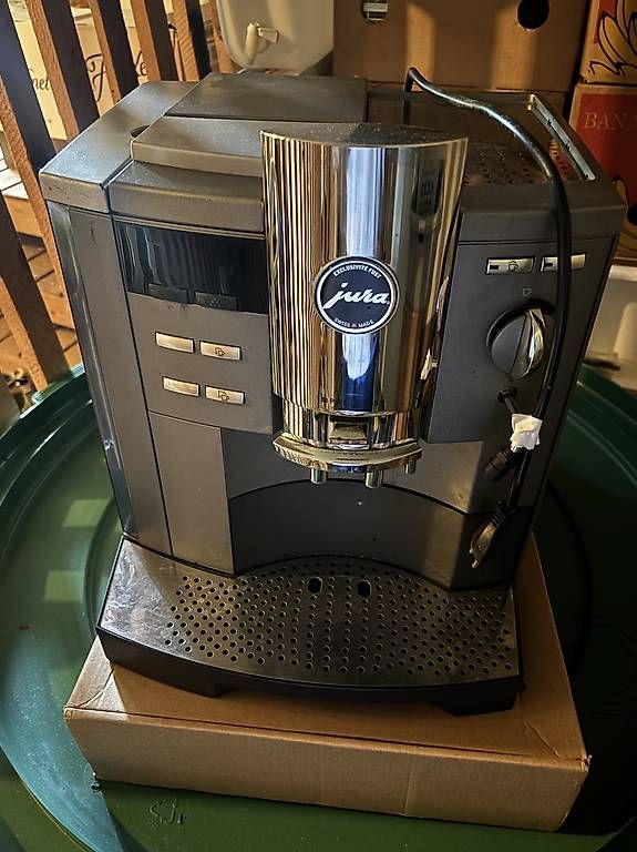 Macchine per caffè & Macchine per espresso: Jura S9 defekt  – Usato da Klingnau venduto da 1401andreas
