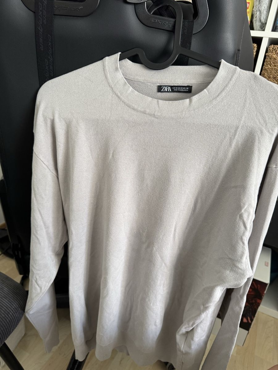 Zara Maglioni & Felpe: ZARA Langarmshirt Grau Grösse M – Usato da Dübendorf venduto da uji_p2hg