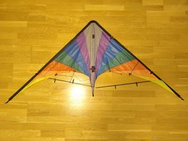 Fluglenkdrachen mit Lenkschnur