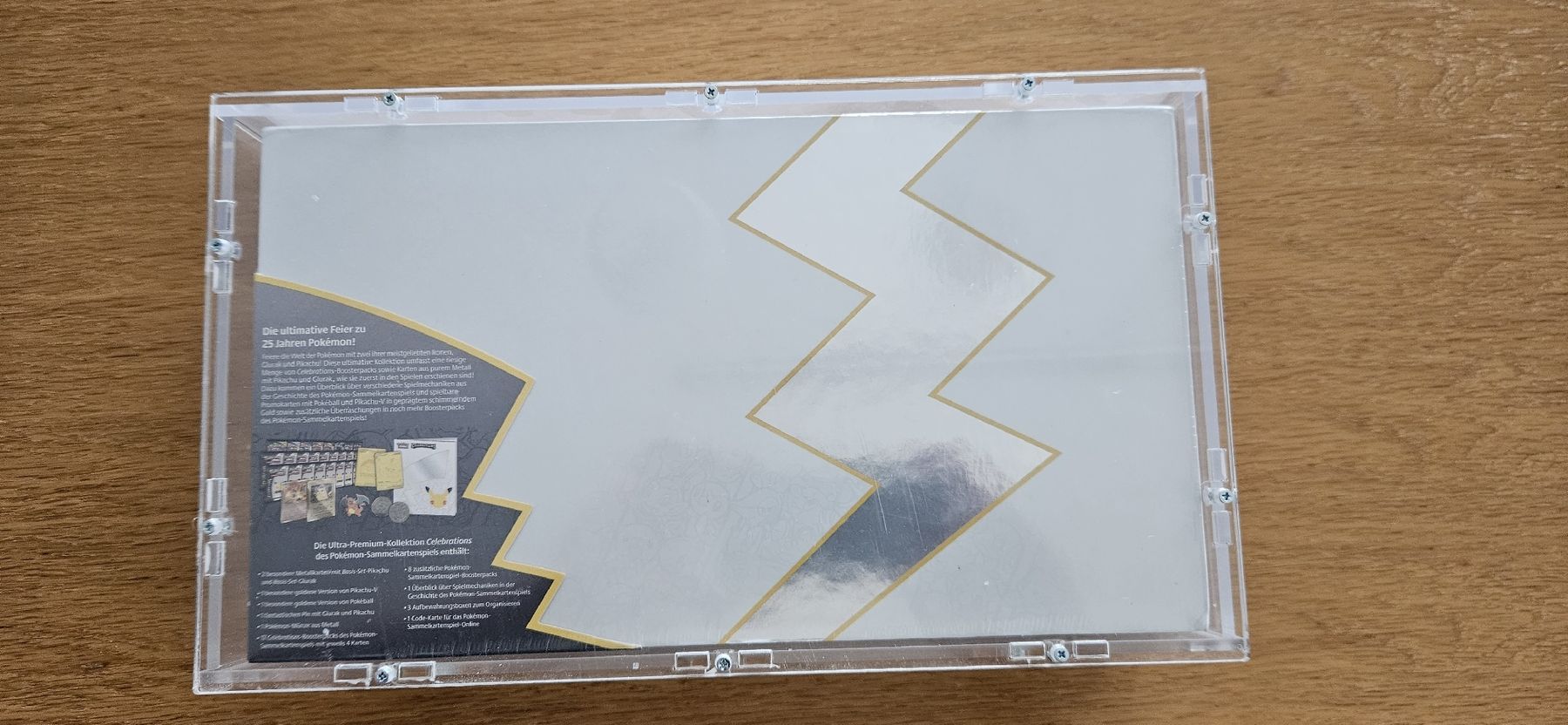 Pokémon Carte collezionabili: Pokemon Celebrations UPC Set – Nuovo e nell'imballaggio originale da Wil venduto da kev_6xpj 6