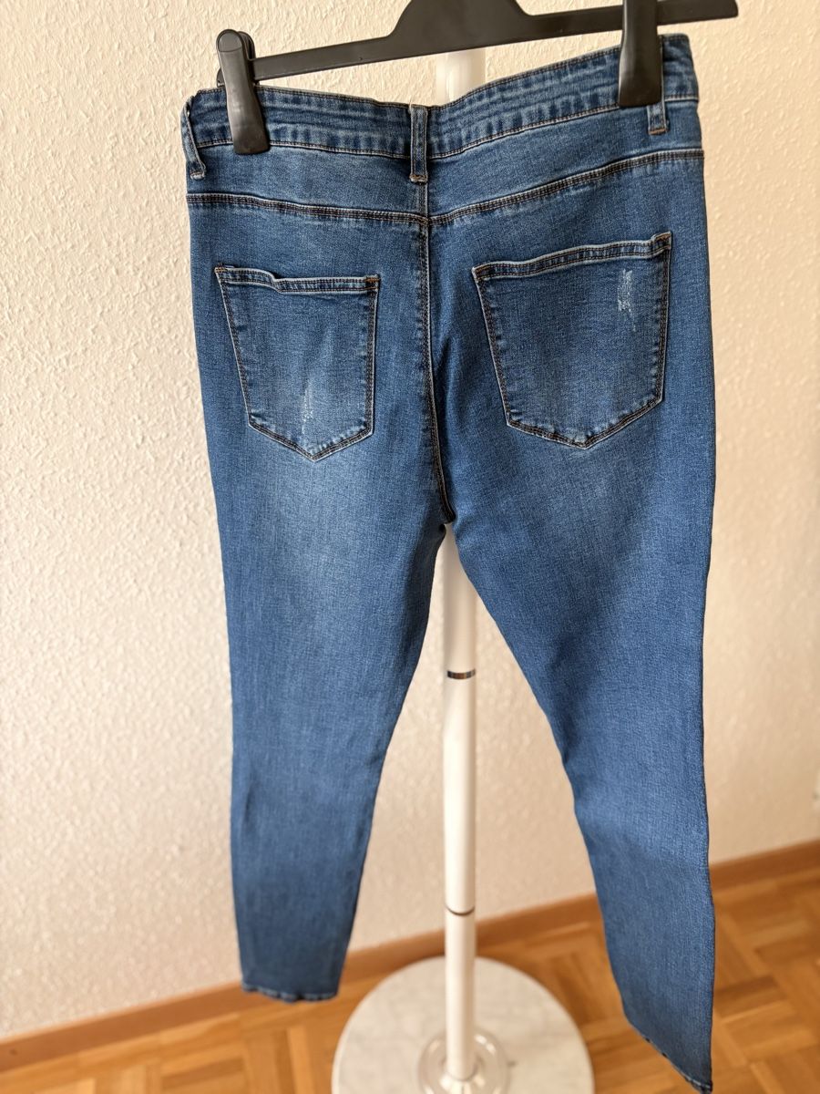 Jeans: 2 jeans bleu clair et bleu foncé – Usato da Chêne-Bougeries venduto da bru_bs9n 3