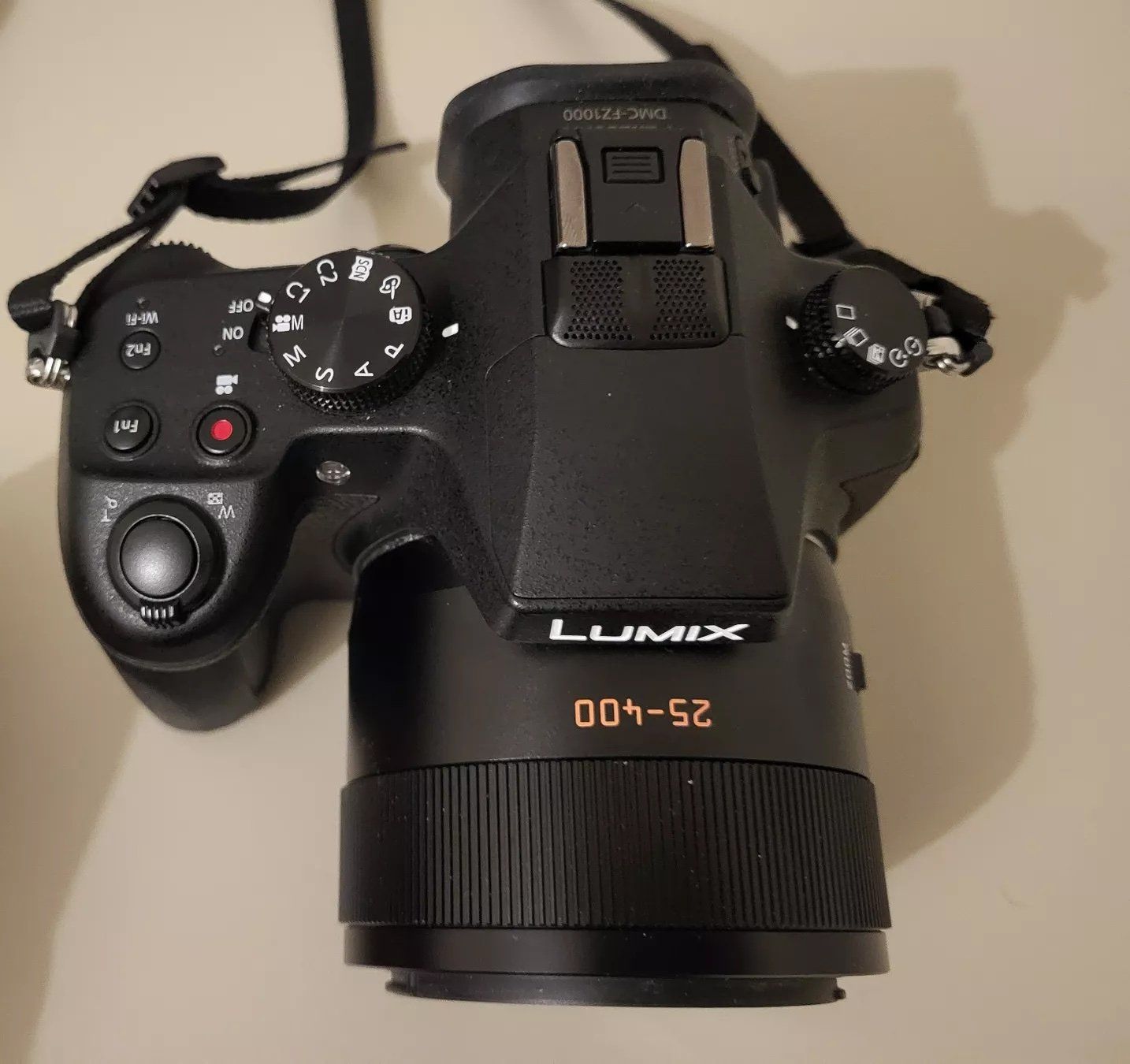 Panasonic Fotocamera: Panasonic Lumix DMC-FZ1000 – Usato da Seftigen venduto da Digiplan