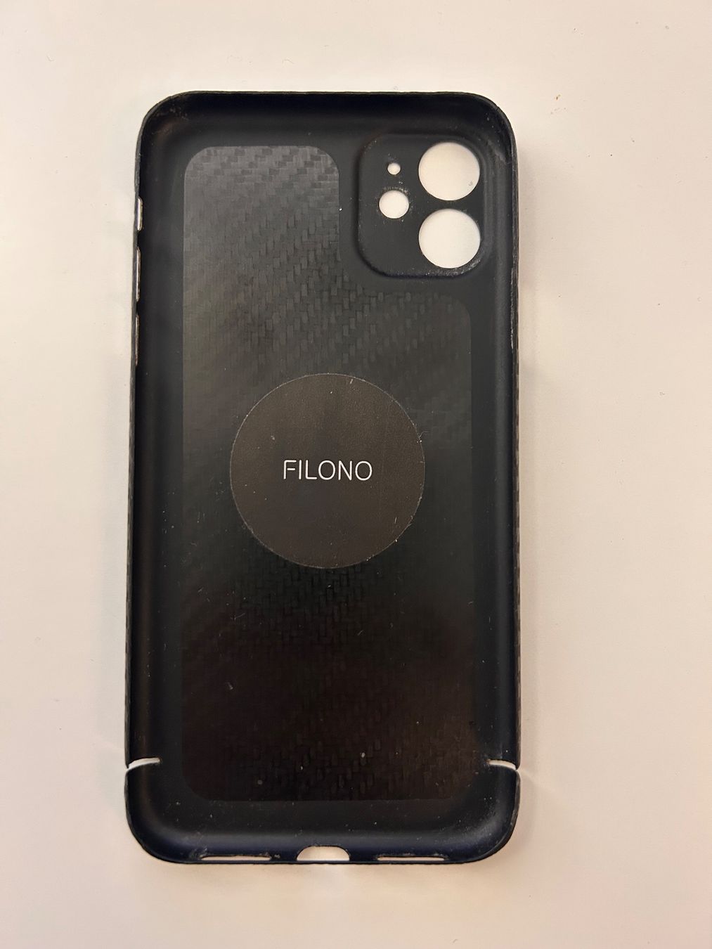 Cover & Protezioni schermo: Filono iPhone 11 Echtcarbon Cover – Usato da Zürich venduto da Sam_2x7q