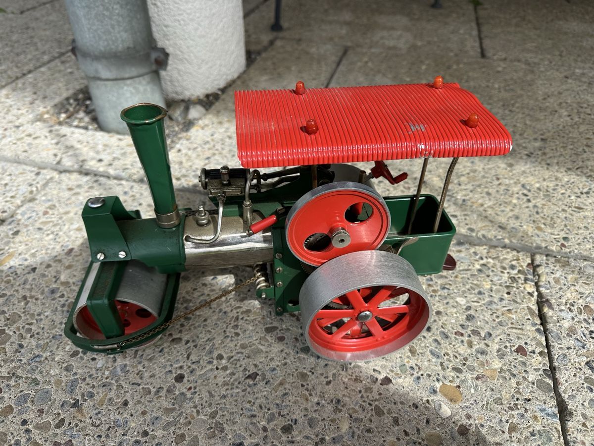Wilesco Kit di modellismo & Modellini statici: Wilesco Old Smoky Dampfmaschine – Usato da Wettswil venduto da bernadette510 1