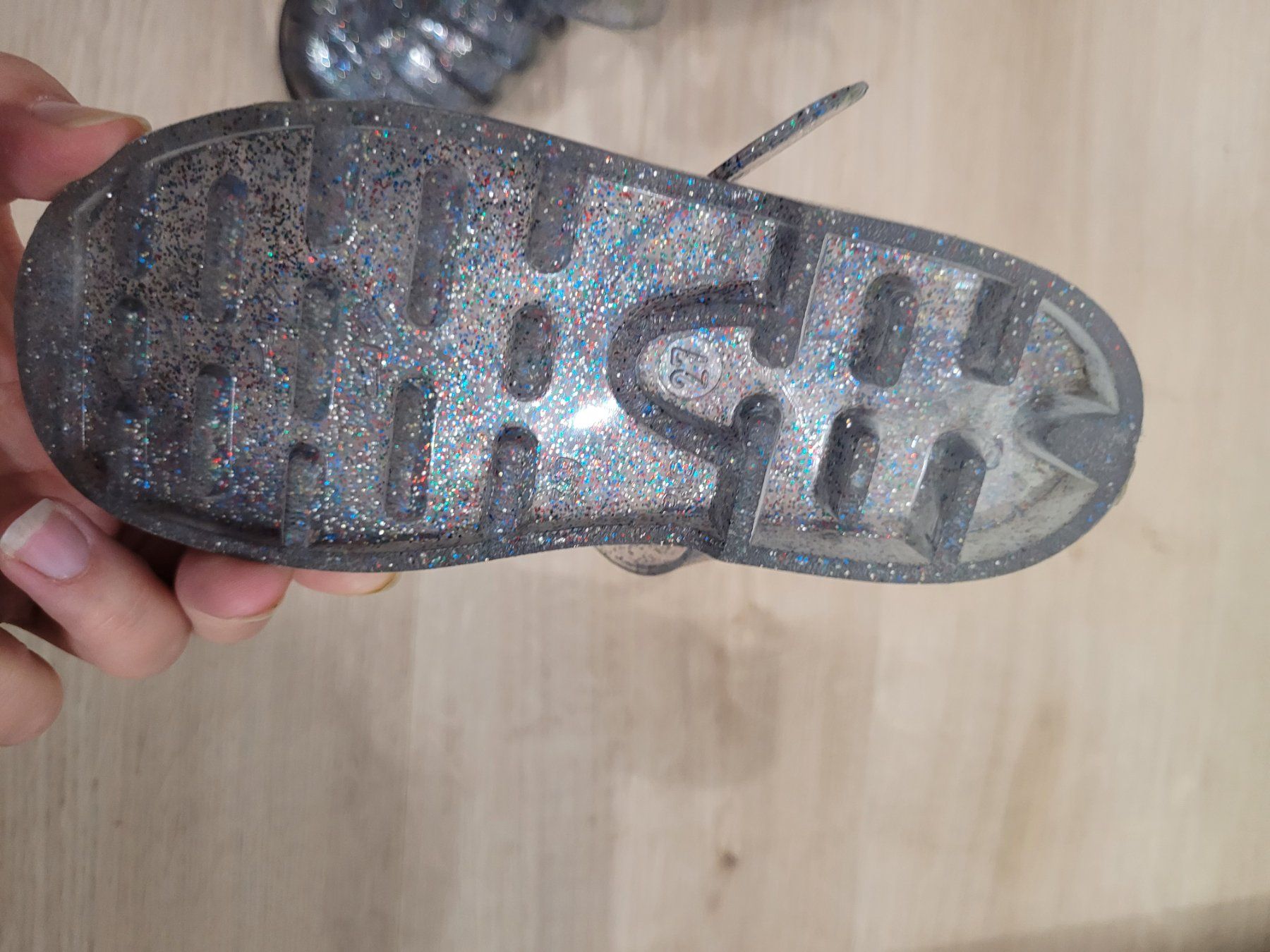 Scarpe per ragazze: Sandalen Grösse 27 – Usato da Lupsingen venduto da sta_wgg5 6