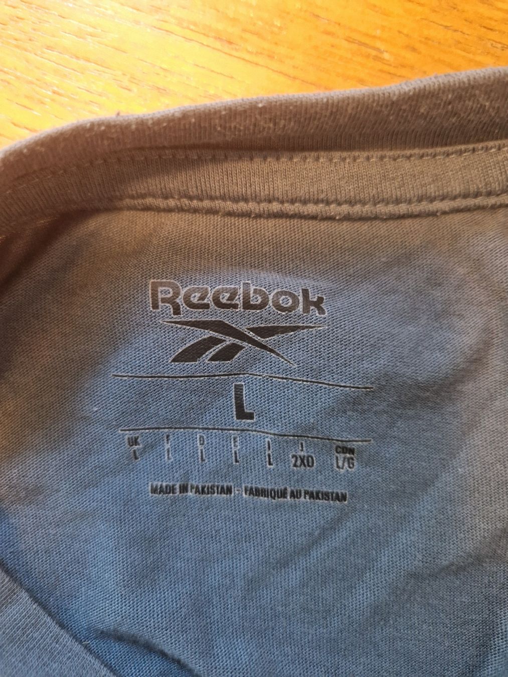 Reebok T-Shirts: Sport Shirt Reebok – Gebraucht aus Zürich von nonsense322 2