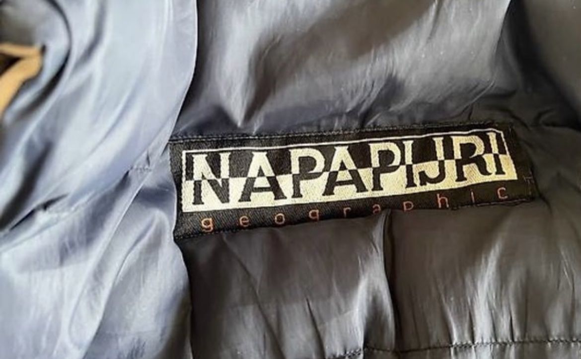 Napapijri Gilet & Giacche: vintage Napapijri Veste – Usato da Bern venduto da lea_wf9x 3