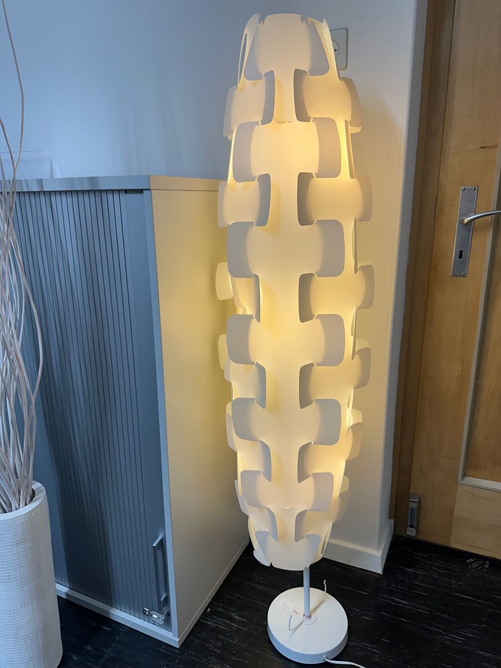 Lampen: neue, coole Stehleuchte 140cm – Neu (gemäss Beschreibung) aus Necker von liq24