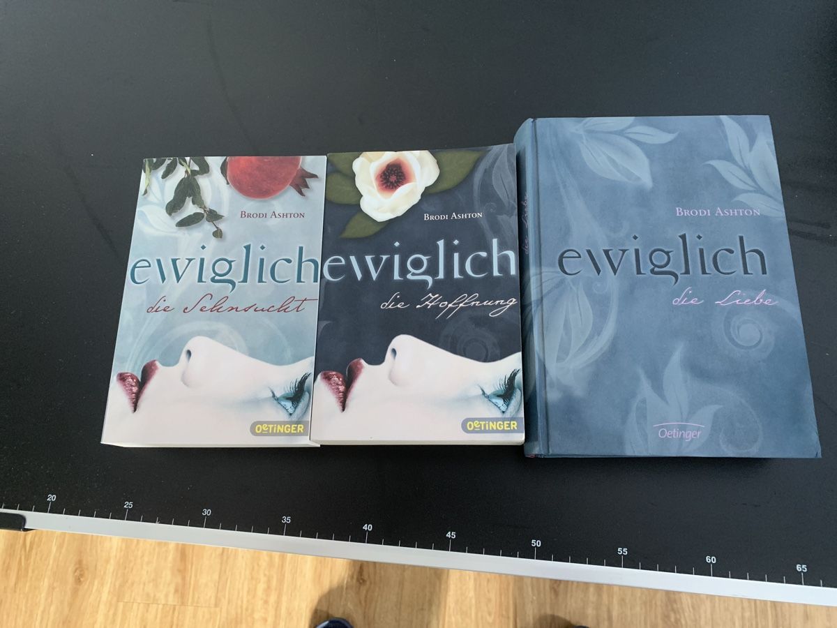 Bücher: EWIGLICH – Gebraucht aus Amriswil von SCHLOSSGEISTLI