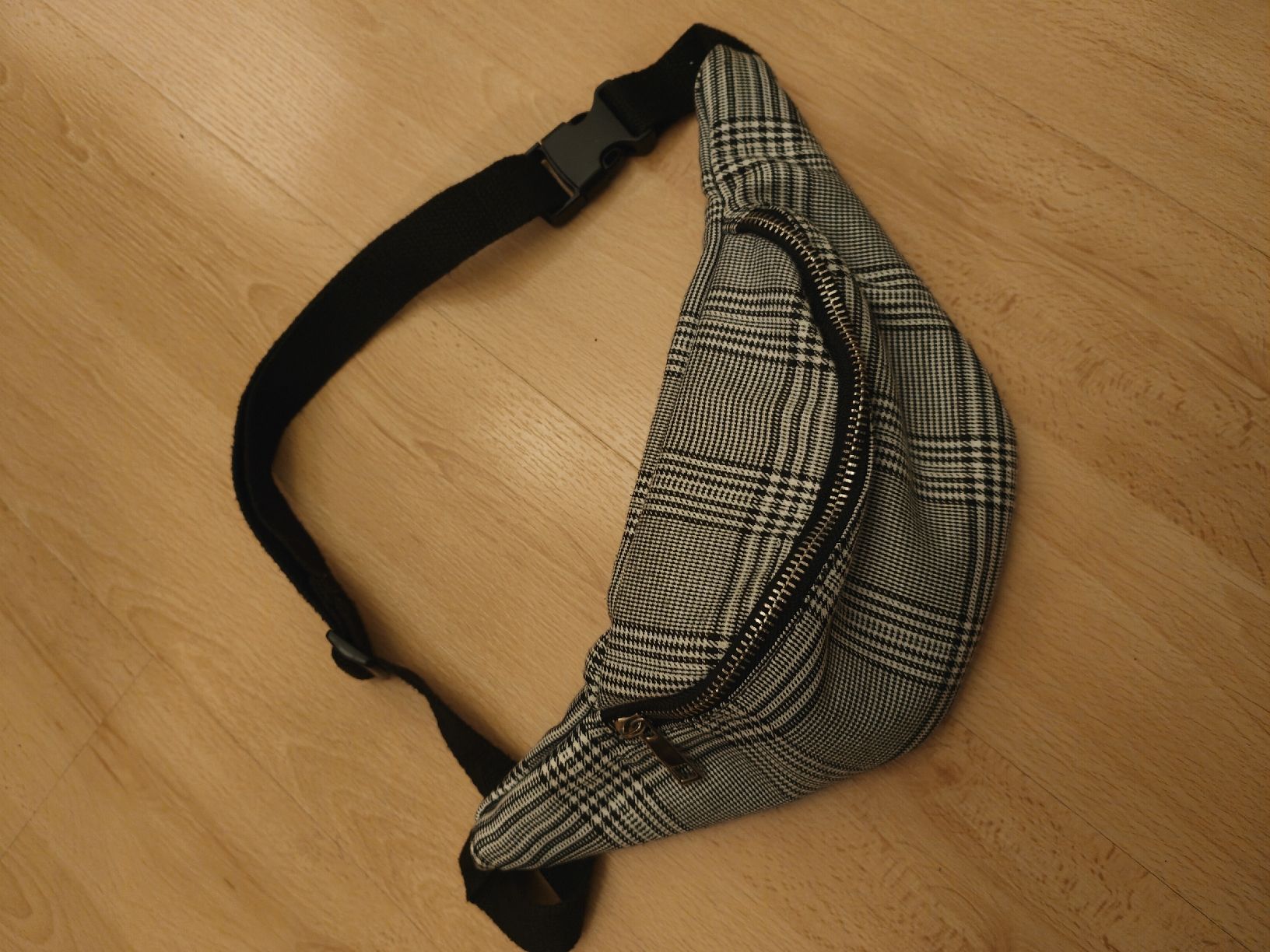 Sacs: Bauchtasche – D'occasion à Oberglatt ZH par c_ly