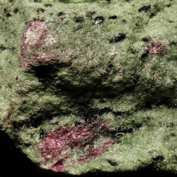 Minerali & Pietre curative: Rubin in Zoisit Rohstein – Nuovo (secondo la descrizione) da Walenstadt venduto da vkt_qc8d 3